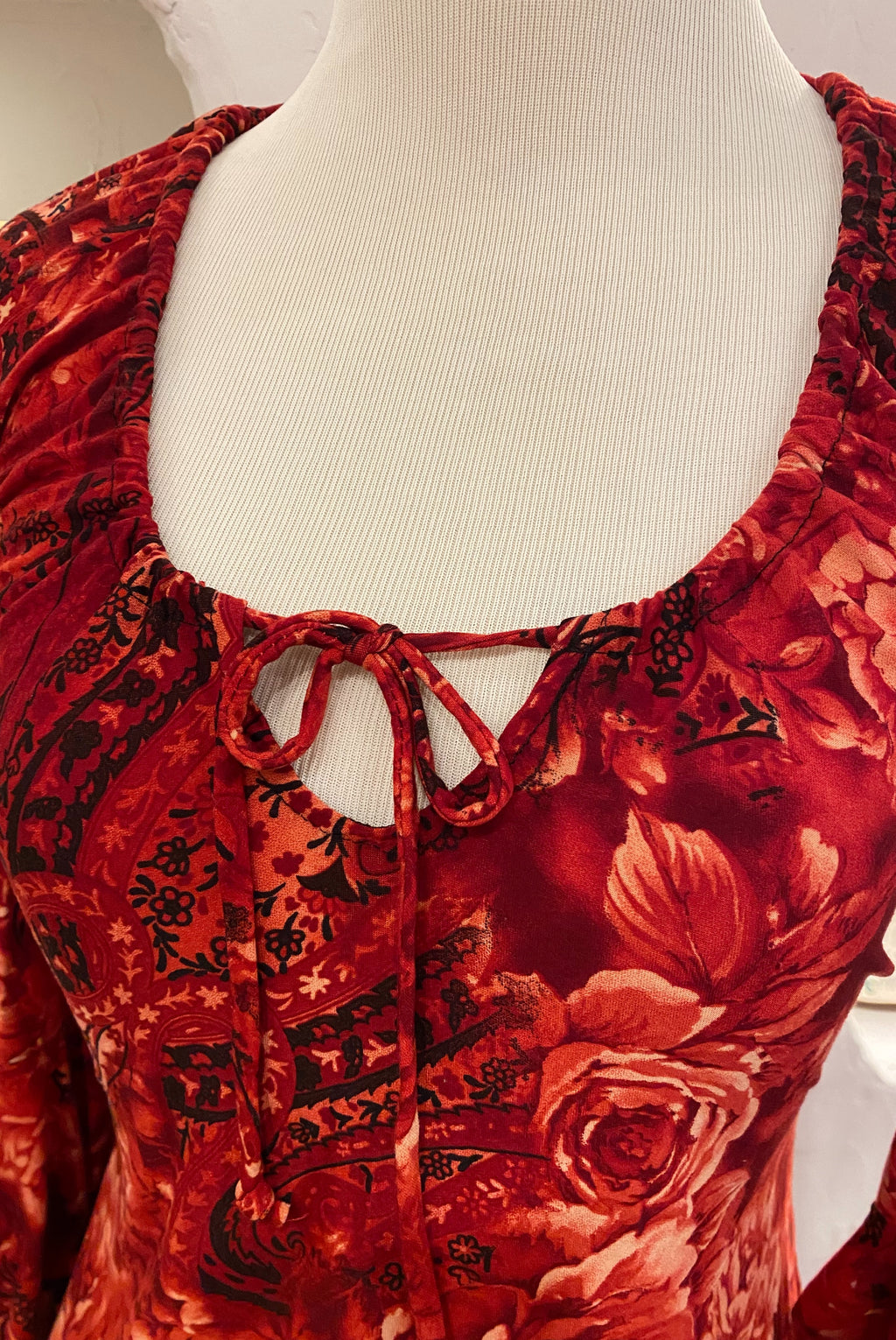 Y2K Red Floral Top with Trumpet Sleeves