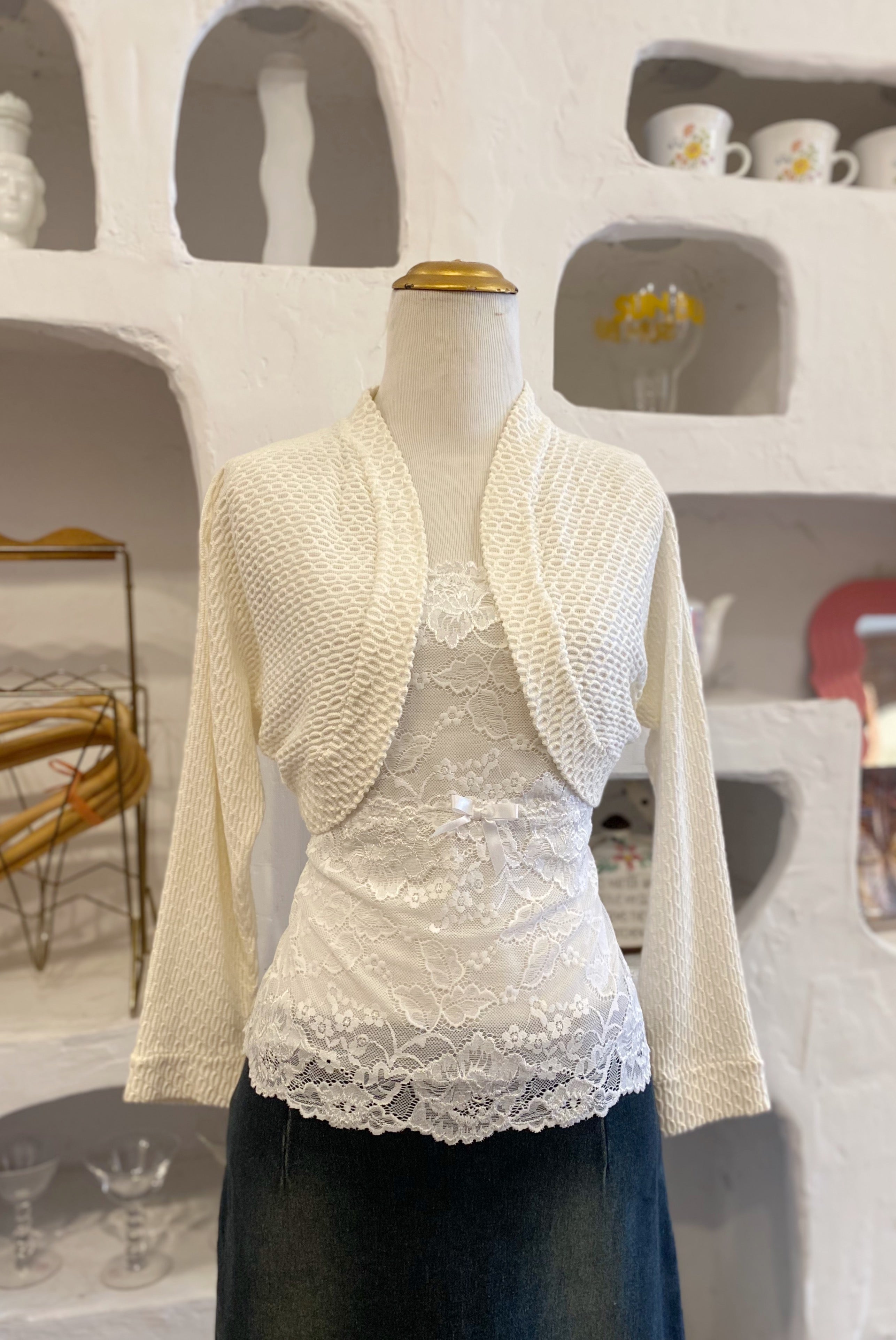 Cream Bolero