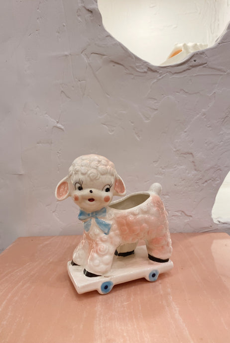 Lamb Planter
