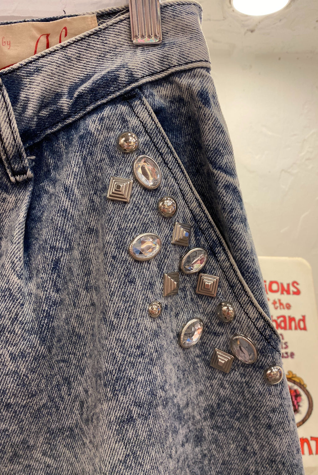 Embellished 80s Acid Wash Mom Jeans