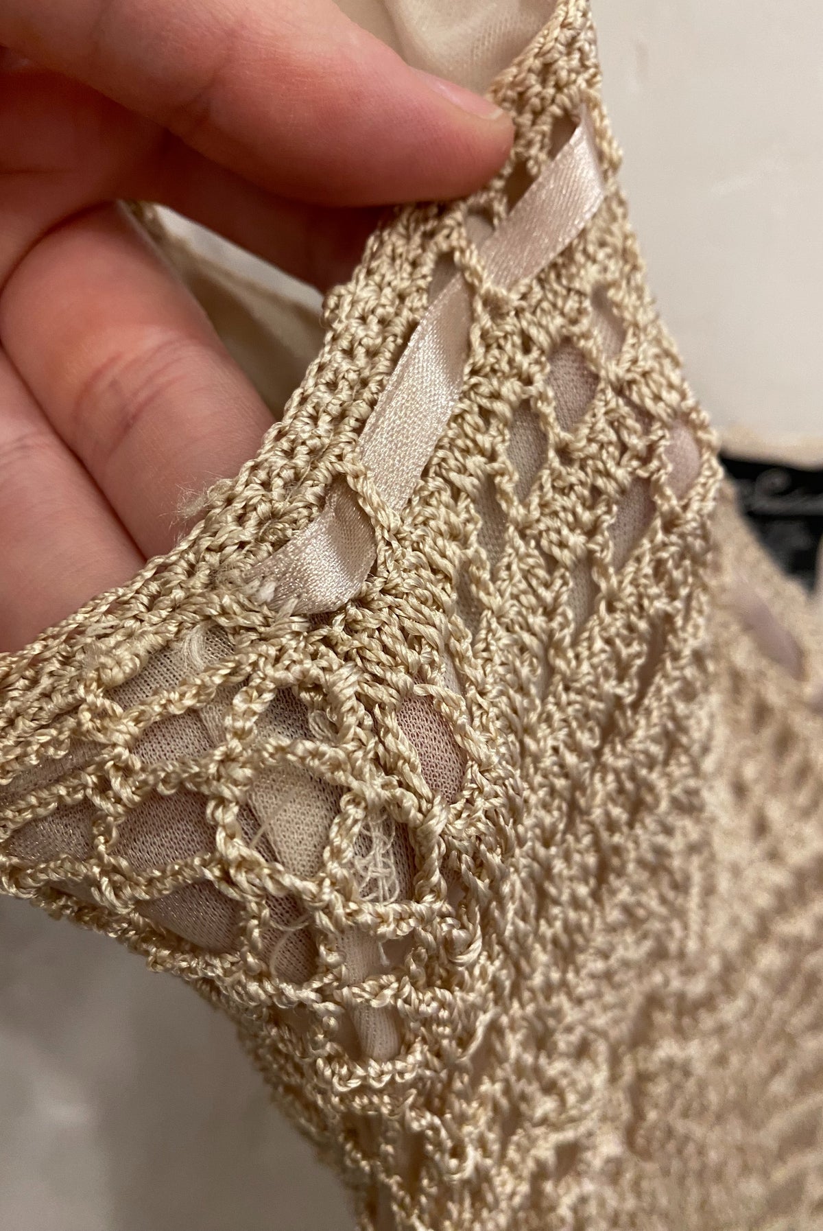 Y2K Beige Lined Crochet Tank Top
