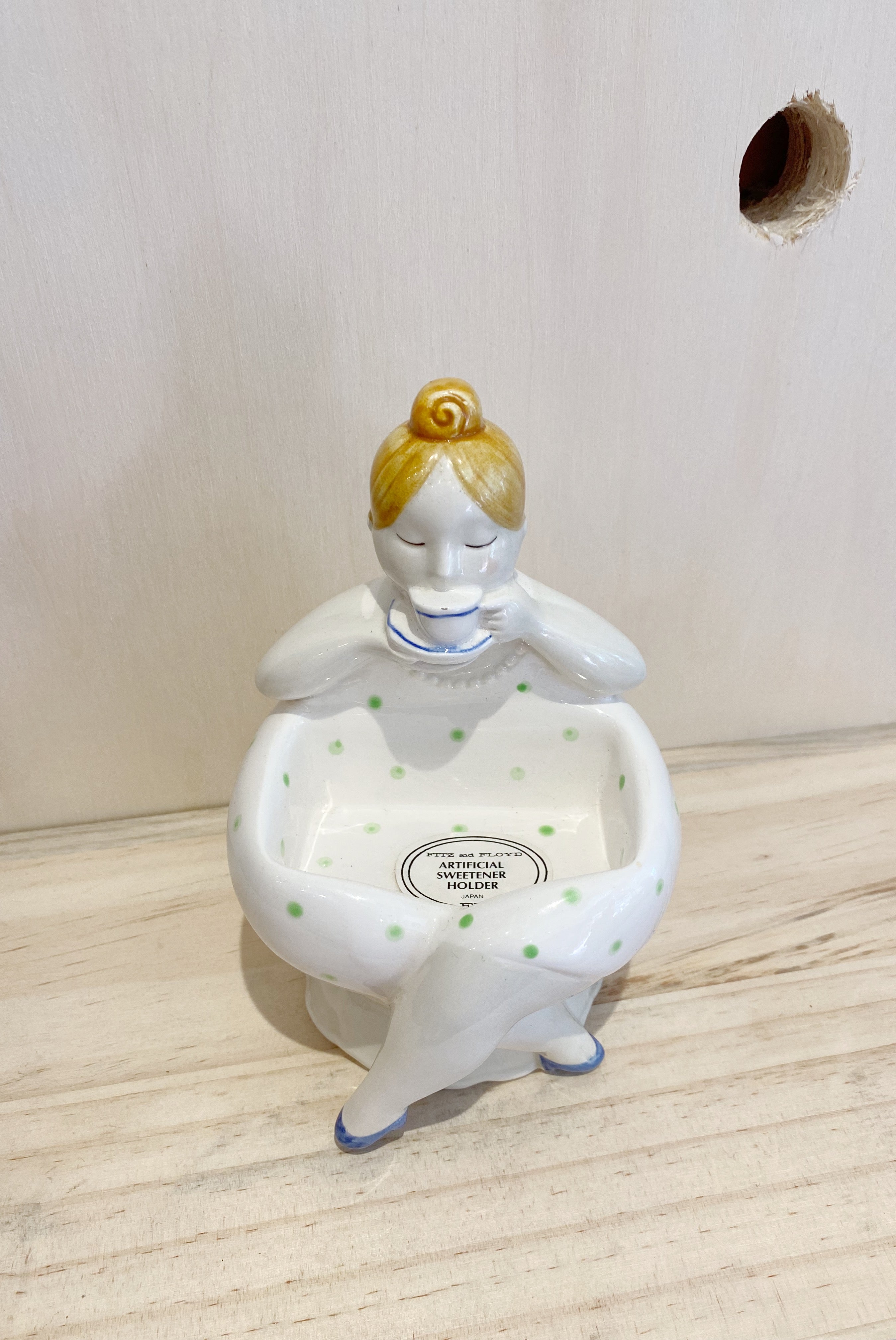 Sugar Holder