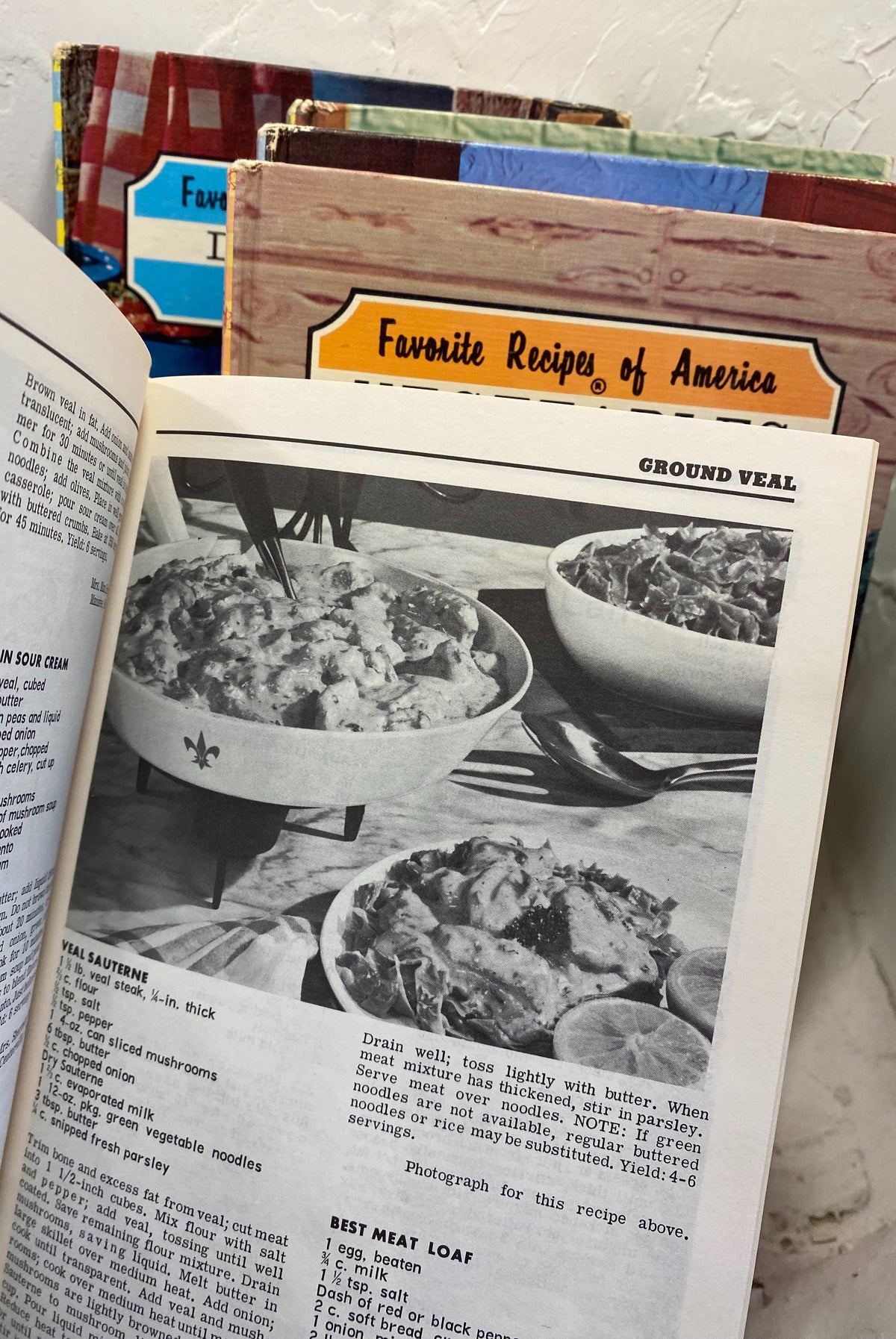 Retro Hardcover Cookbook Box Set