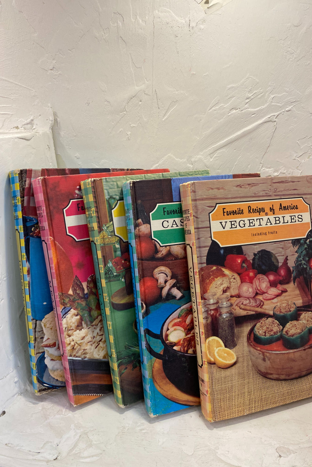 Retro Hardcover Cookbook Box Set