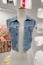 Jean Vest