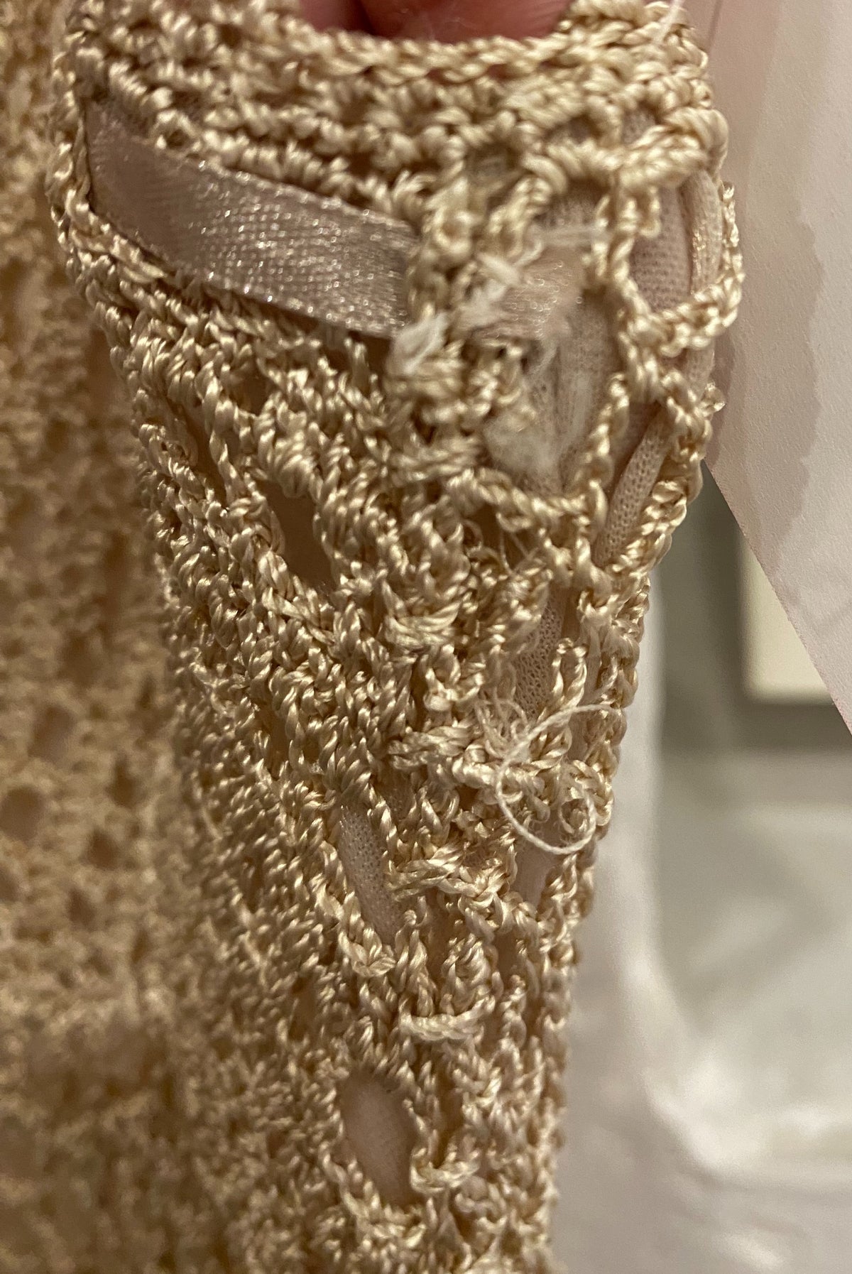 Y2K Beige Lined Crochet Tank Top